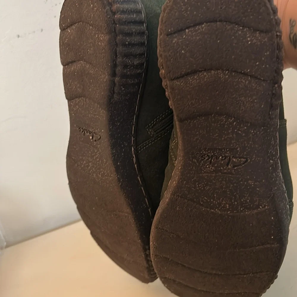 Clarks Collection Leather Ankle Boot-Caroline Derby Dark Green Women’s 9.5 Wide - Picture 6 of 7